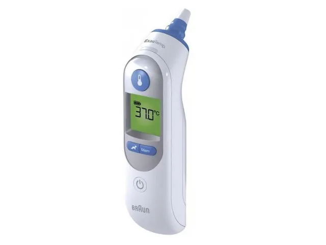 Braun ThermoScan 7 ear thermometer with Age Precision